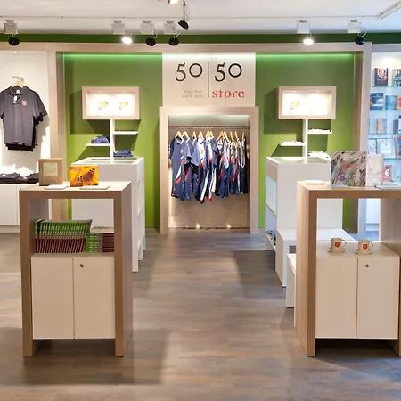 Hotel 50|50 Belmont Ede